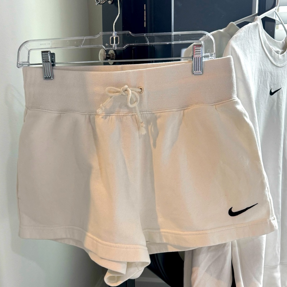 Nike SET- Women's Phoenix Fleece Athletic Cream Shorts AND Oversized Sweatshirt